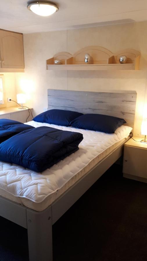 Comfortabel 4-Persoons Chalet Paasloo エクステリア 写真