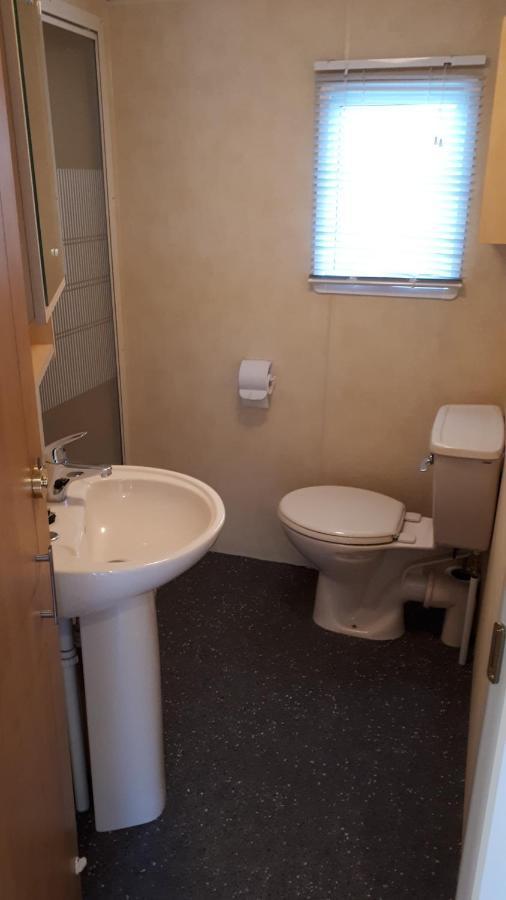 Comfortabel 4-Persoons Chalet Paasloo エクステリア 写真