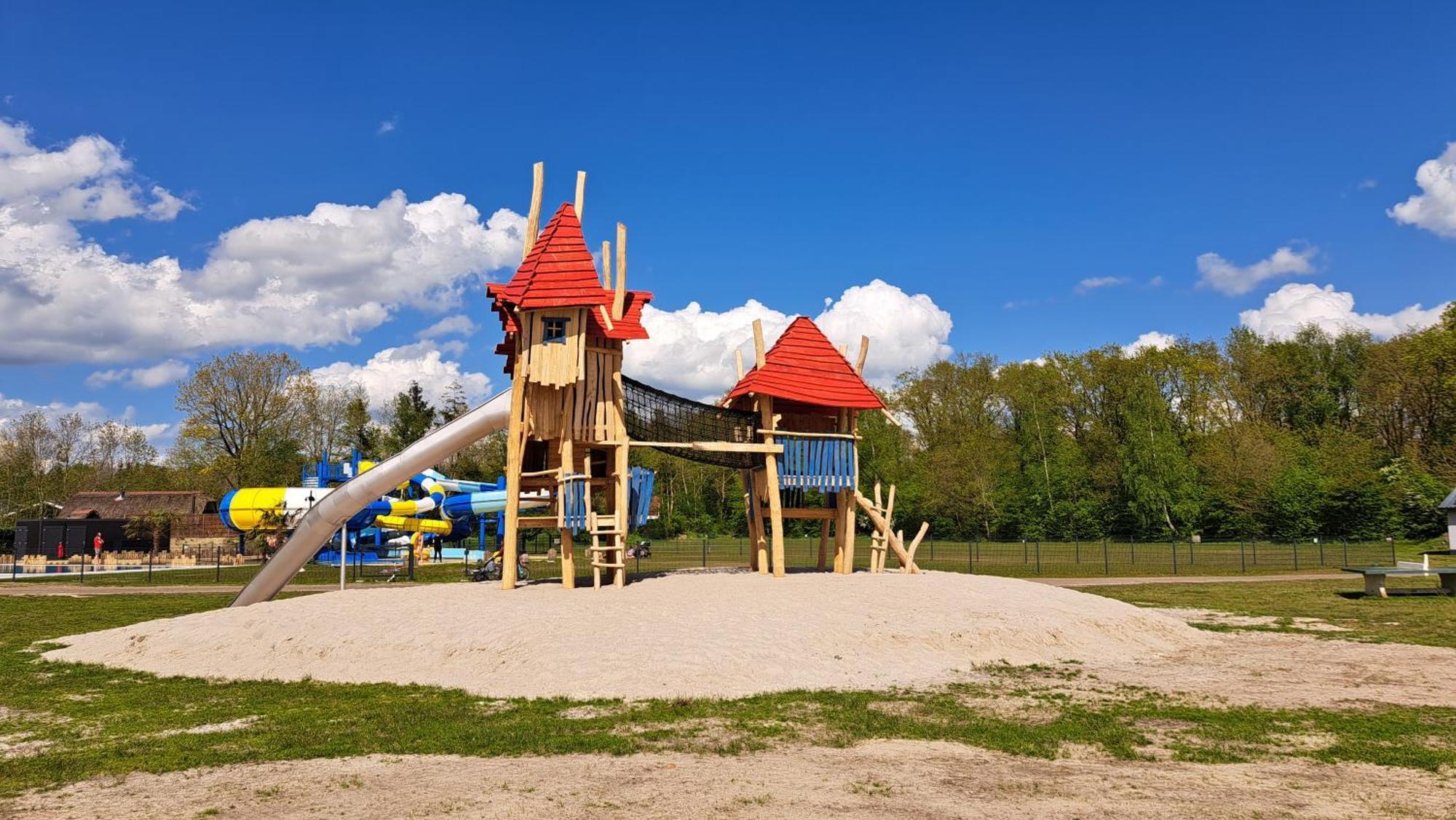 Comfortabel 4-Persoons Chalet Paasloo エクステリア 写真